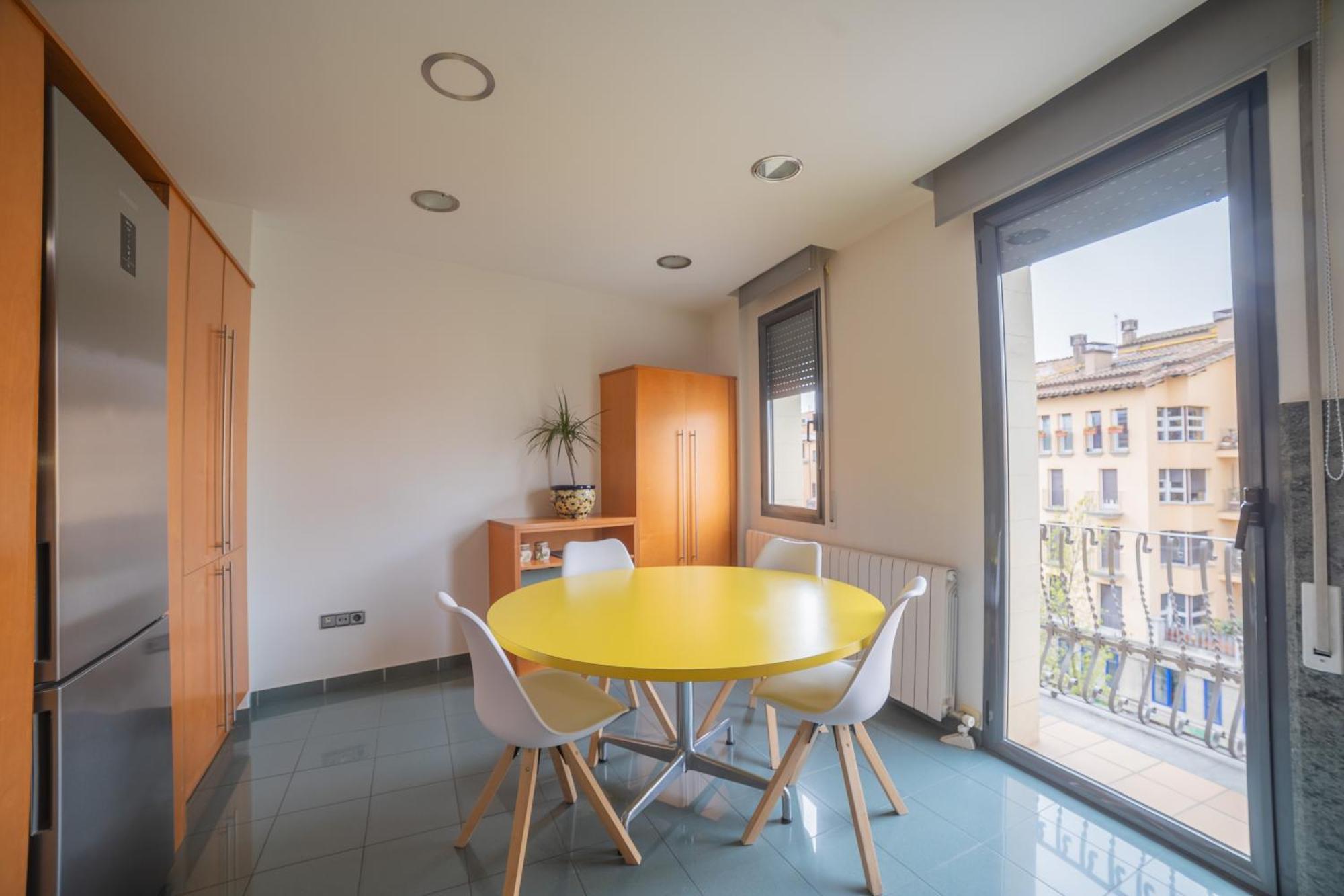 Mazi Apartments Colon 비크 외부 사진