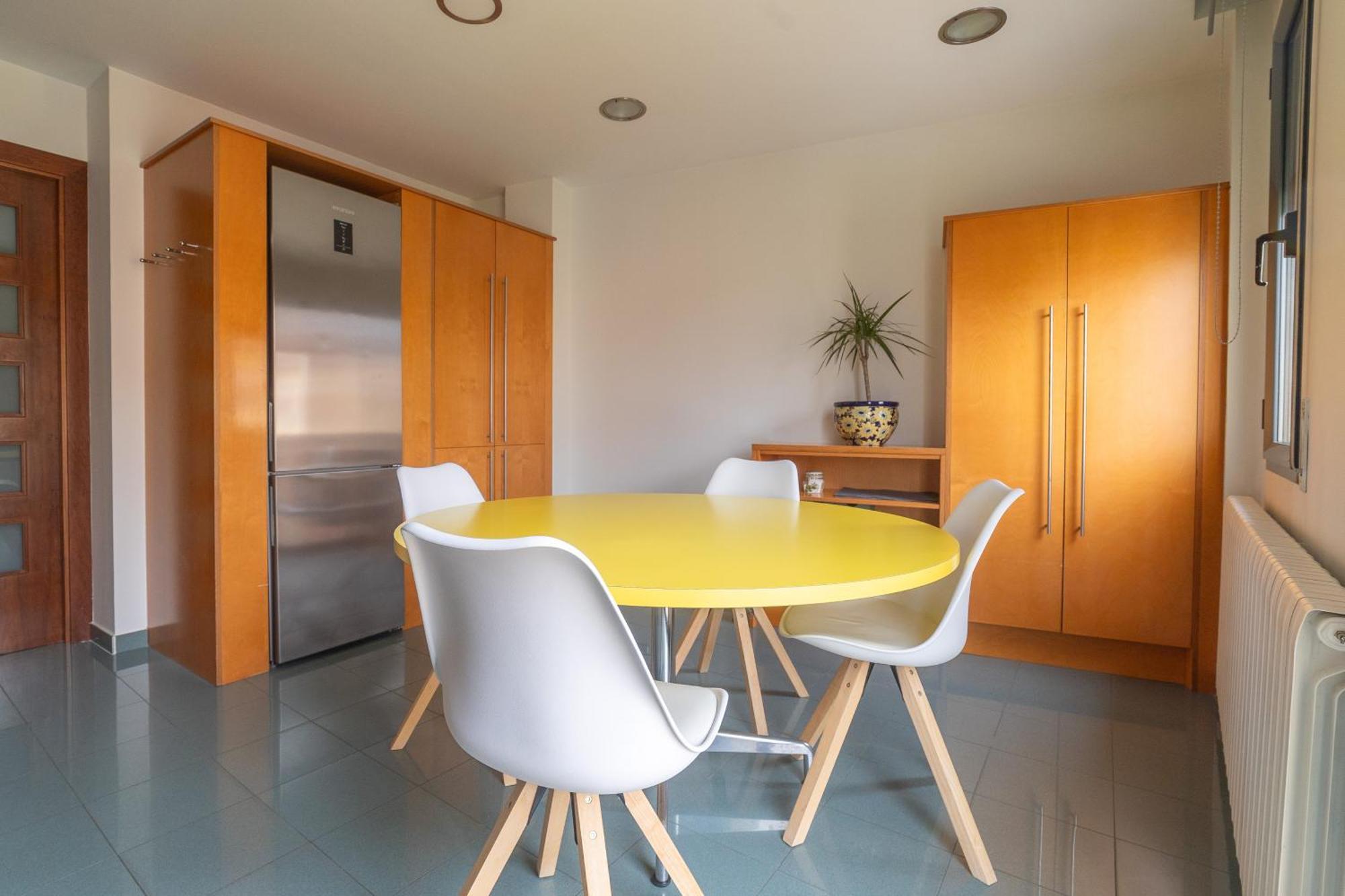 Mazi Apartments Colon 비크 외부 사진