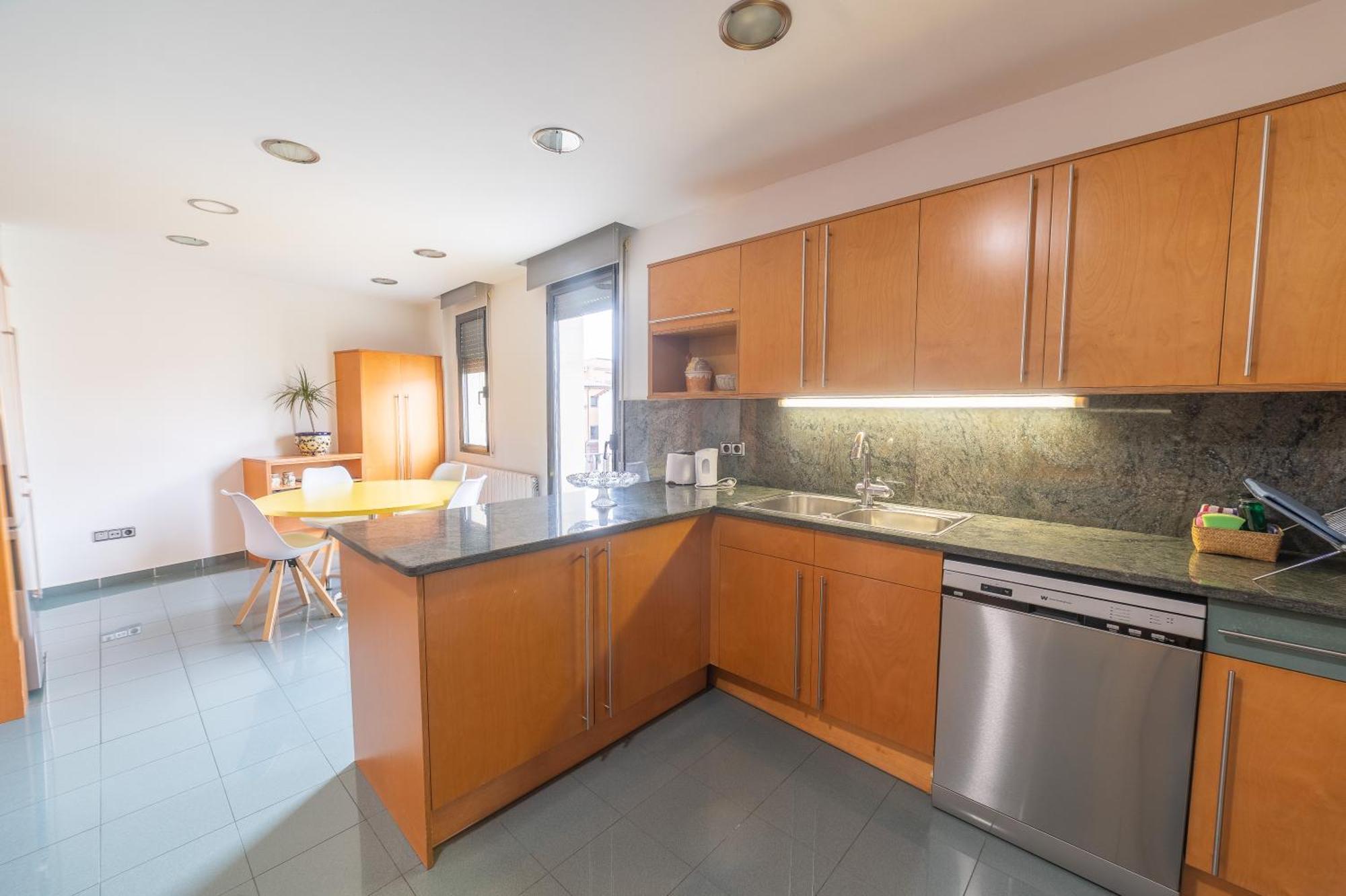 Mazi Apartments Colon 비크 외부 사진